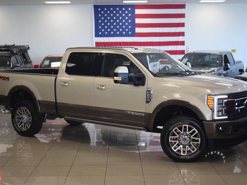 Used 2017 Ford F250 King Ranch w/ King Ranch Ultimate Package image 2