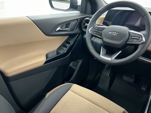 New 2026 Chevrolet Equinox ACTIV w/ Convenience Package III image 12