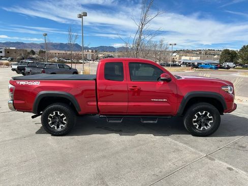 Used 2023 Toyota Tacoma TRD Off-Road AWD/4WD image 11