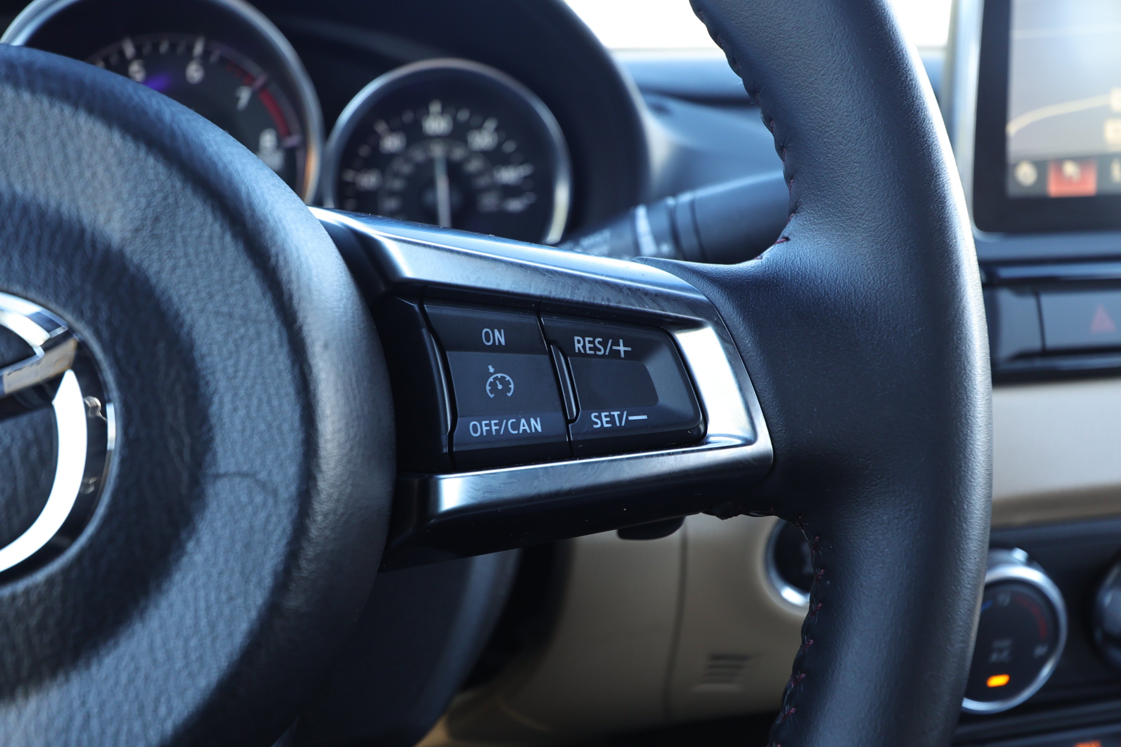 Used 2016 MAZDA MX-5 Miata Grand Touring RWD image 19