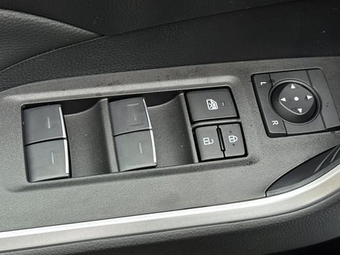 New 2025 Toyota RAV4 XLE image 12