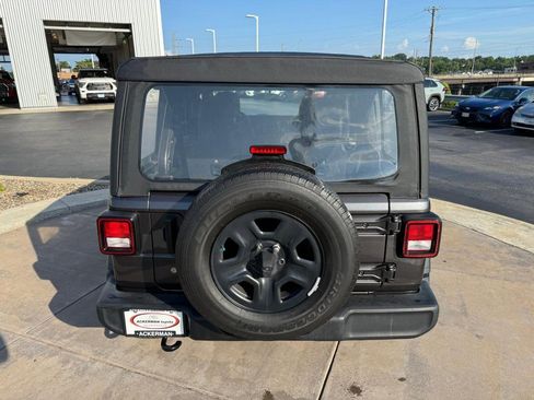 Used 2021 Jeep Wrangler Unlimited Sport image 8