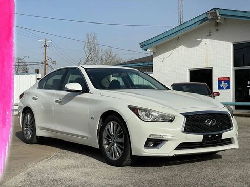 Used 2018 INFINITI Q50 Luxe image 1