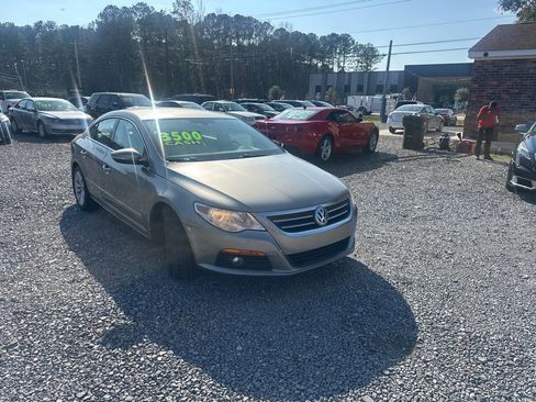 Used 2010 Volkswagen CC Sport image 1