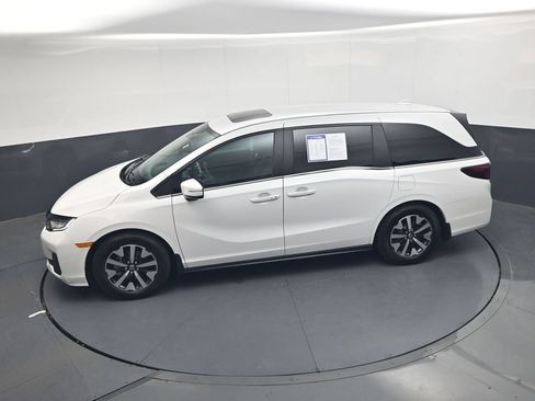Used 2025 Honda Odyssey EX-L image 35