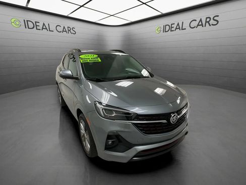 Used 2021 Buick Encore GX Essence w/ Advanced Technology Package AWD/4WD image 3