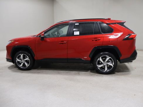 New 2025 Toyota RAV4 SE w/ Weather & Moonroof Package image 4