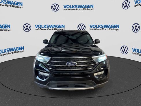 Used 2022 Ford Explorer XLT w/ Equipment Group 202A RWD image 17
