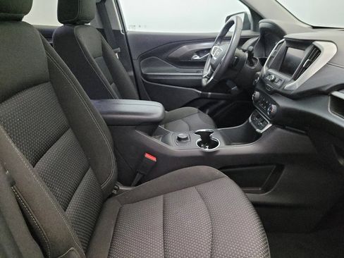 Used 2024 GMC Terrain SLE image 21