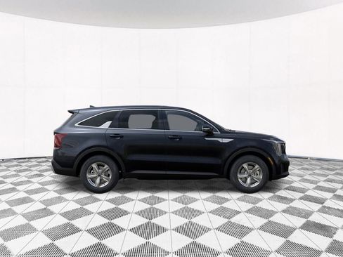 New 2026 Kia Sorento LX image 10