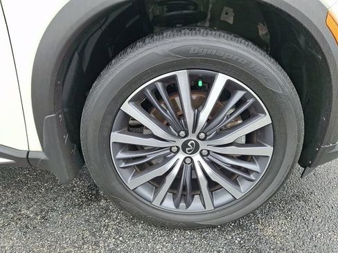 Used 2025 INFINITI QX60 Sensory AWD/4WD image 9