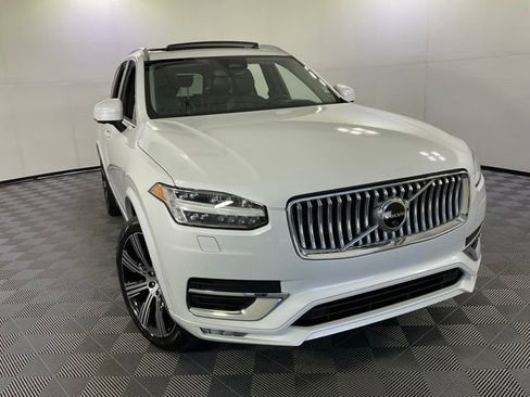 Certified 2023 Volvo XC90 B6 Ultimate image 8