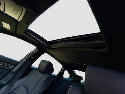 Used 2021 Honda Accord Sport image 21