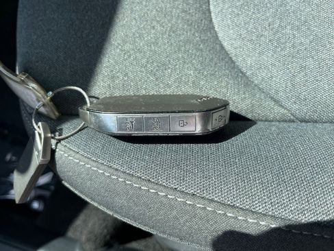 Used 2025 Kia K4 LXS image 18