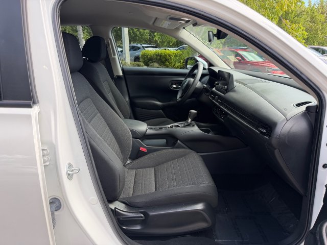 Certified 2025 Honda HR-V LX image 21