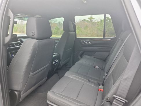 Certified 2022 GMC Yukon SLE w/ Gmc Pro Safety Plus Package image 10