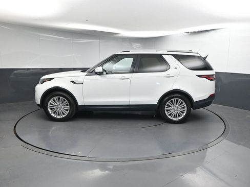 Used 2019 Land Rover Discovery HSE image 2