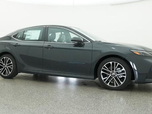 New 2026 Toyota Camry XLE image 28