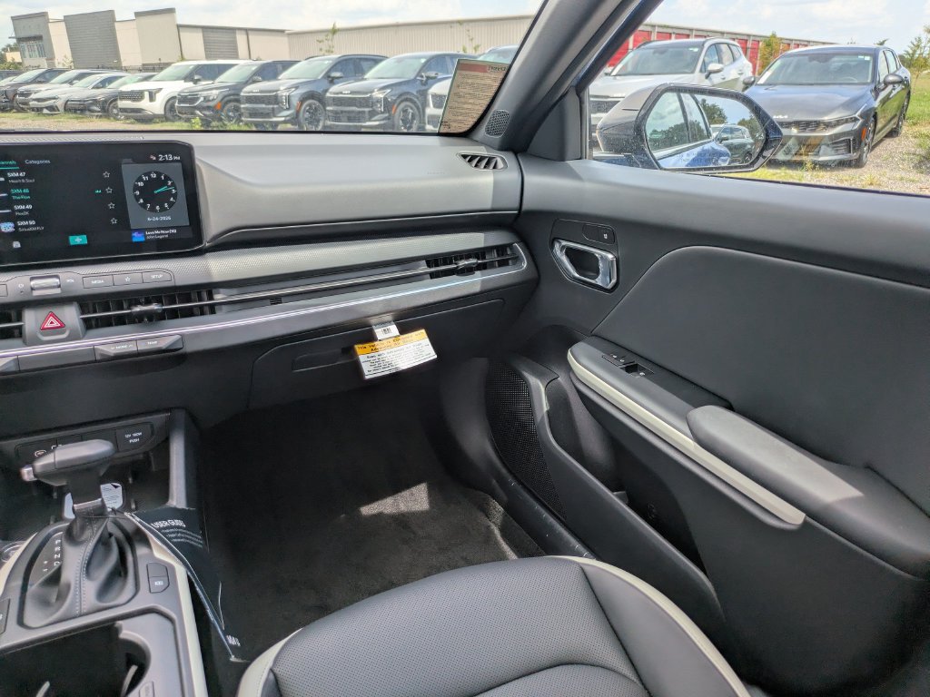 New 2026 Kia K4 EX w/ GT-Line Sunroof Package FWD image 16