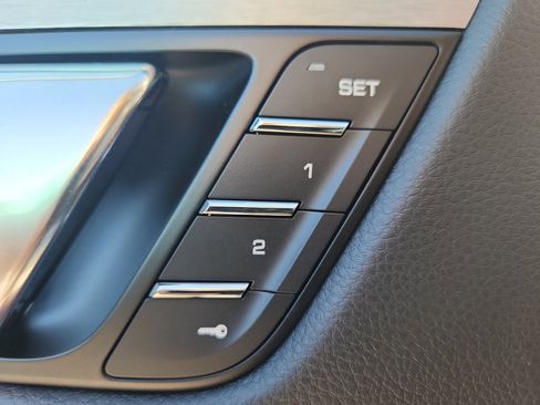 New 2026 Porsche Macan S image 17