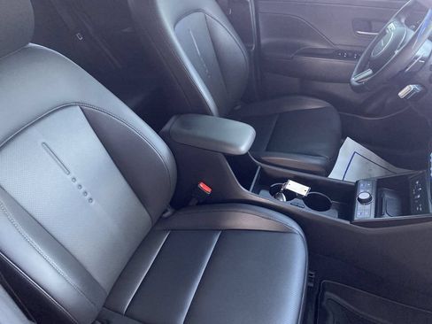 Certified 2024 Hyundai Kona Limited FWD image 35