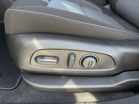 New 2026 Chevrolet Blazer LT image 11