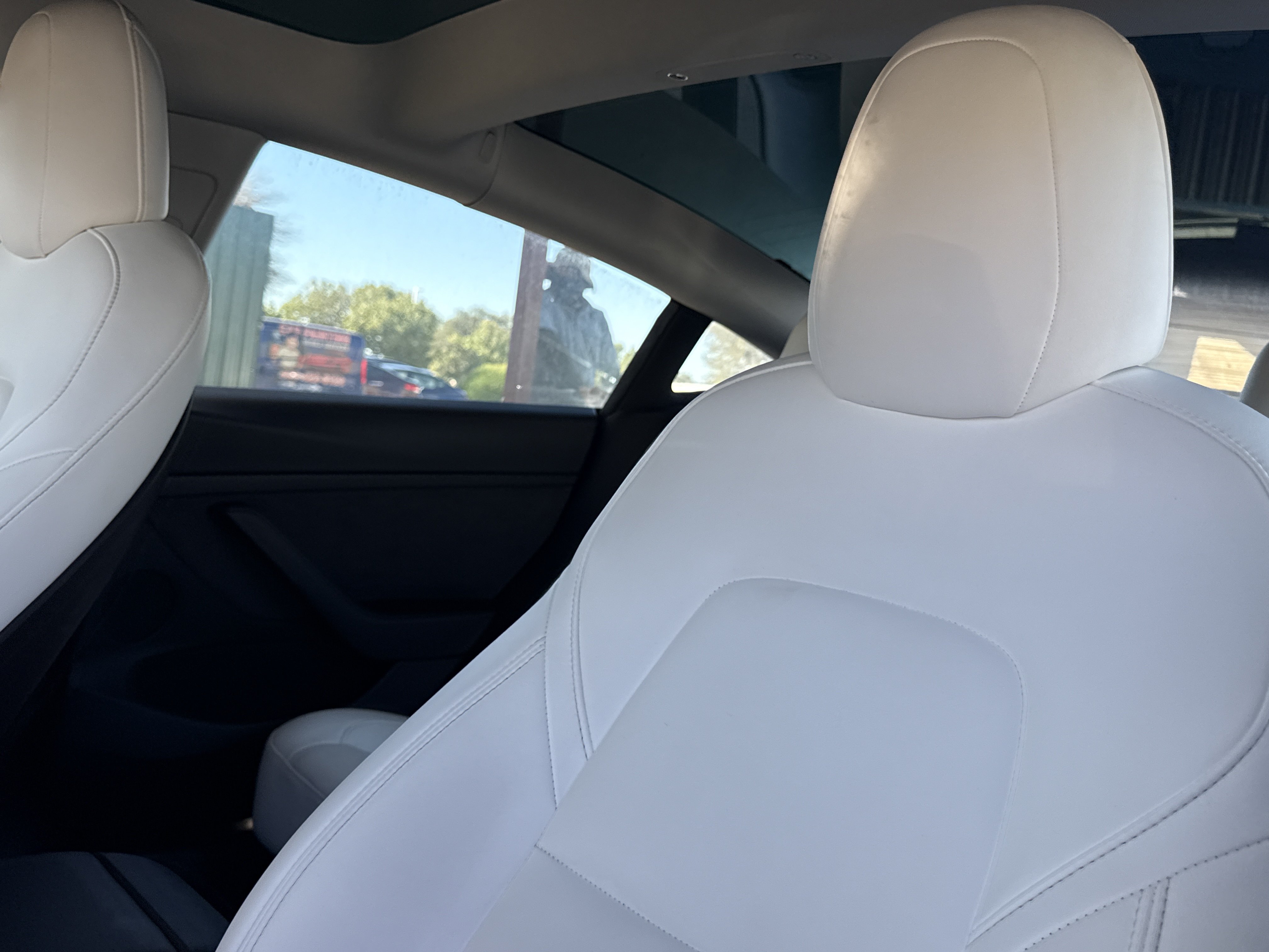 Used 2021 Tesla Model 3 Standard Range Plus RWD image 4