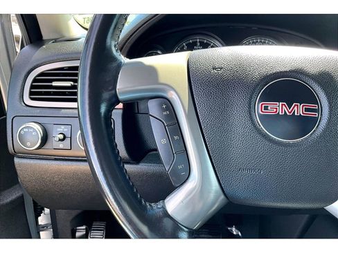 Used 2013 GMC Yukon XL SLT AWD/4WD image 11