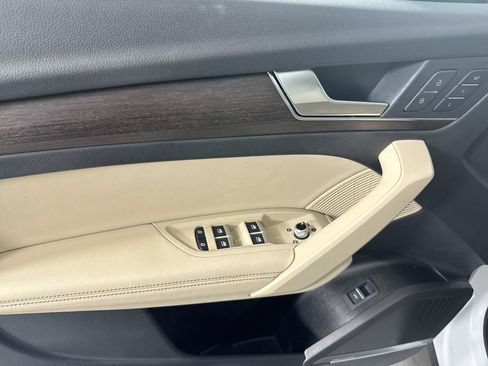 Used 2024 Audi Q5 2.0T Premium Plus AWD/4WD image 28