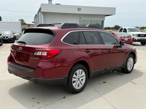 Used 2015 Subaru Outback 2.5i Premium image 5