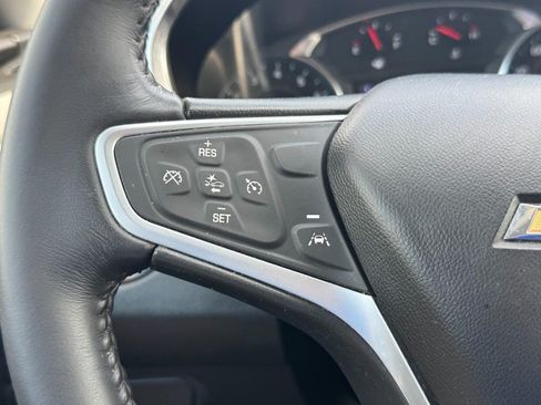 Used 2022 Chevrolet Equinox LT FWD image 19