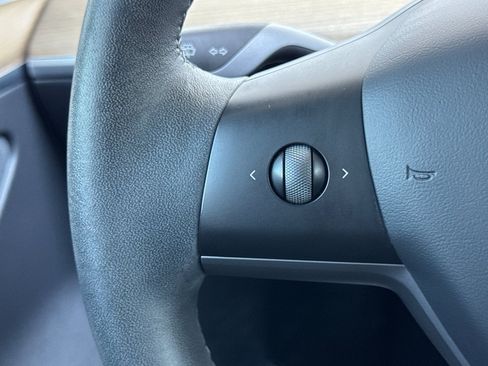 Used 2022 Tesla Model 3 RWD image 29