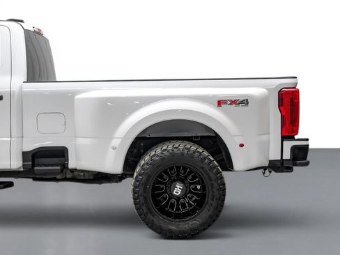Used 2025 Ford F350 XLT w/ FX4 Off-Road Package AWD/4WD image 12