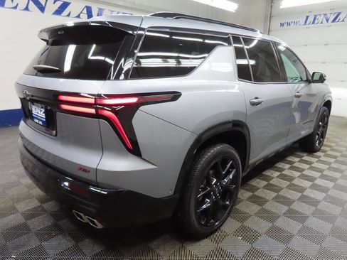 Used 2024 Chevrolet Traverse RS w/ LPO, Floor Liner Package image 4