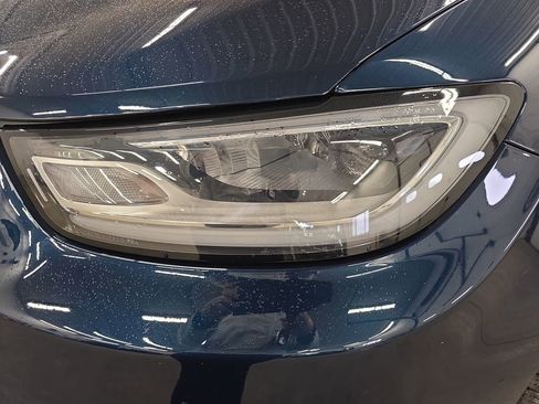 Certified 2025 Chrysler Pacifica Limited FWD image 34