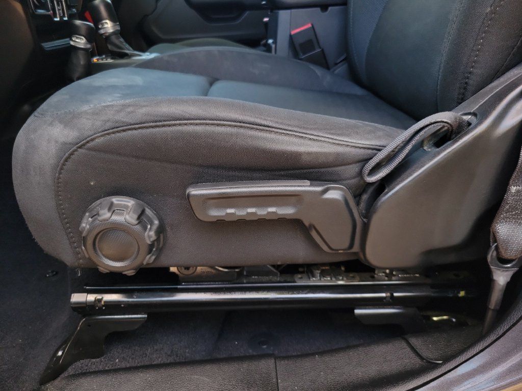 Used 2020 Jeep Wrangler Unlimited Sport AWD/4WD image 11
