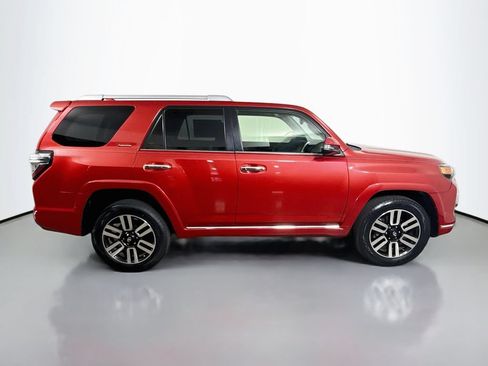 Used 2017 Toyota 4Runner Limited AWD/4WD image 8