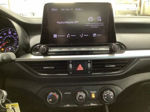 Certified 2023 Kia Forte LXS w/ LXS Technology Package image 17