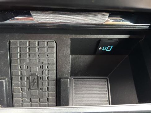 Certified 2024 Ford F250 Lariat w/ Lariat Ultimate Package image 35