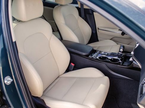 Used 2022 Kia Stinger GT-Line w/ Sun & Sound Package AWD/4WD image 34