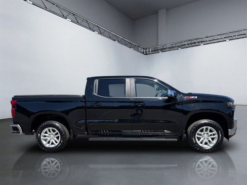 Used 2019 Chevrolet Silverado 1500 LT w/ All-Star Edition AWD/4WD image 3