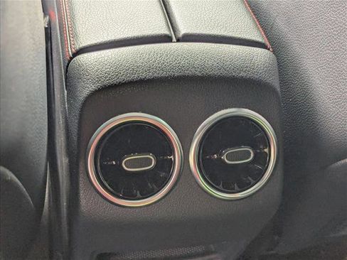 Used 2021 Mercedes-Benz GLB 35 AMG 4MATIC image 17