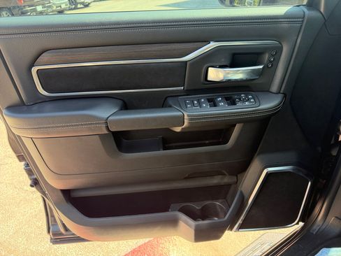 Used 2026 RAM 2500 Laramie w/ Night Edition AWD/4WD image 22