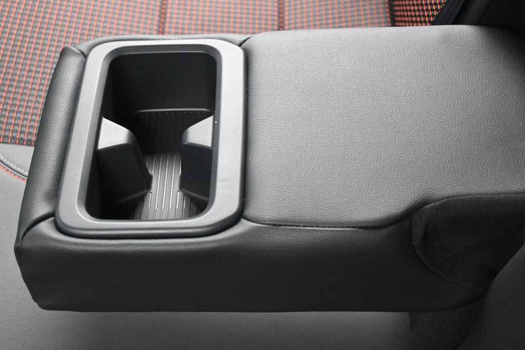 New 2026 Nissan Kicks SR AWD/4WD image 20