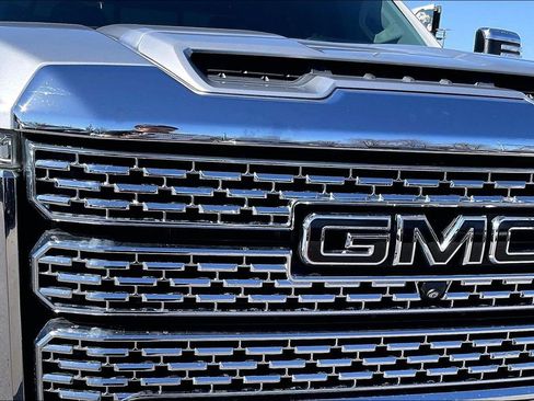 Used 2020 GMC Sierra 2500 Denali w/ Denali Ultimate Package image 41