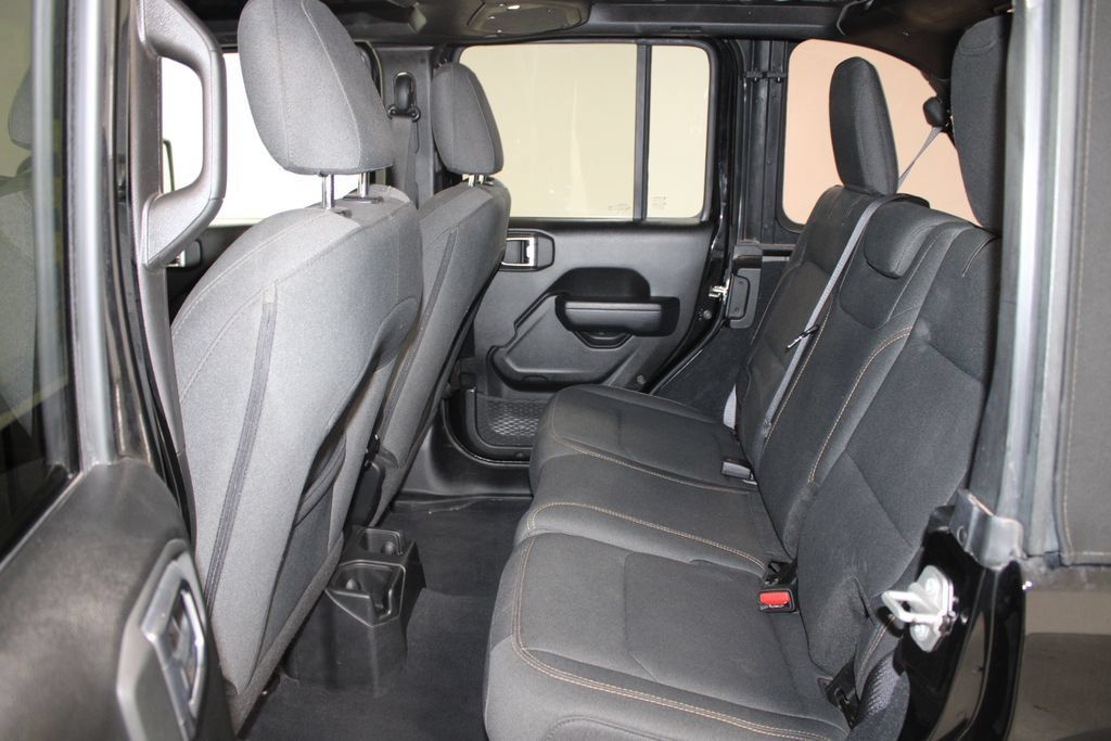 Used 2024 Jeep Wrangler Unlimited Sport AWD/4WD image 23