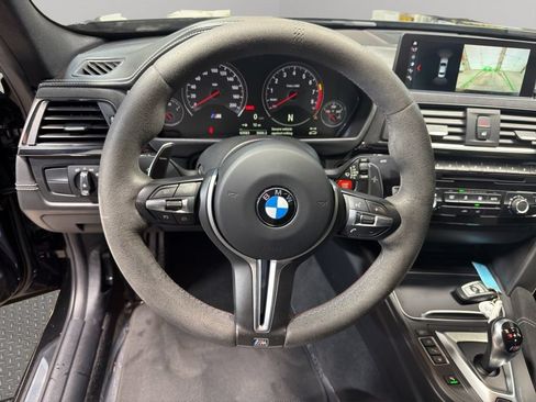 Used 2018 BMW M3 CS w/ Executive Package RWD image 10