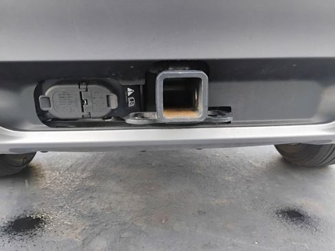 Certified 2023 Ford Explorer XLT w/ Equipment Group 202A image 12