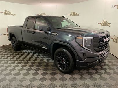 Used 2025 GMC Sierra 1500 Elevation w/ Preferred Package