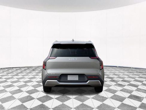 New 2026 Kia EV9 Wind image 7